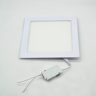 LED PANEL LUMINEUX  ENCASTRE  CARRE 18W  D-33